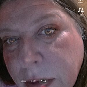 Meet your Posher, Beverly